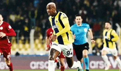 Talisca revela sondagem do Corinthians e explica planos para o futuro