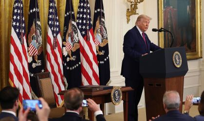 Aviões foram enviados ao Oriente Médio para dar opções a Trump, diz fonte