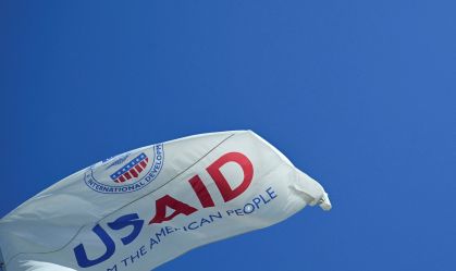 Cortes de ajuda dos EUA impedem envio de contraceptivos a países pobres