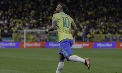 Veja imagens da vitória do Brasil sobre o Paraguai, pelas Eliminatórias