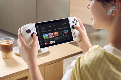 O videogame está sendo em parceria com a Asus, fabricante conhecida por seus PCs gamers e notebooks, e terá dois modelos