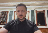 Zelensky anuncia reorganização militar e nomeia novo comandante