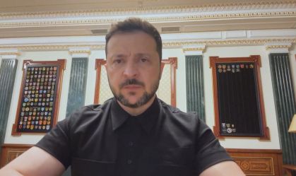 Zelensky anuncia reorganização militar e nomeia novo comandante