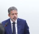 Comissão aprova isenção do IR para quem ganha R$ 5 mil