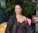 Rihanna leva filhos, Riot e RZA, pela 1ª vez para tapete vermelho