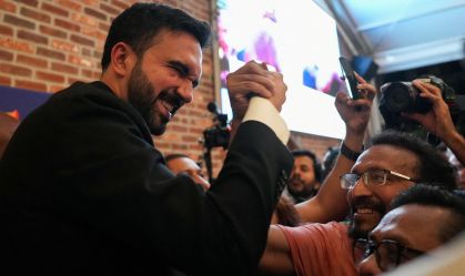 Trump diz que "não deixará" candidato socialista "destruir Nova York"