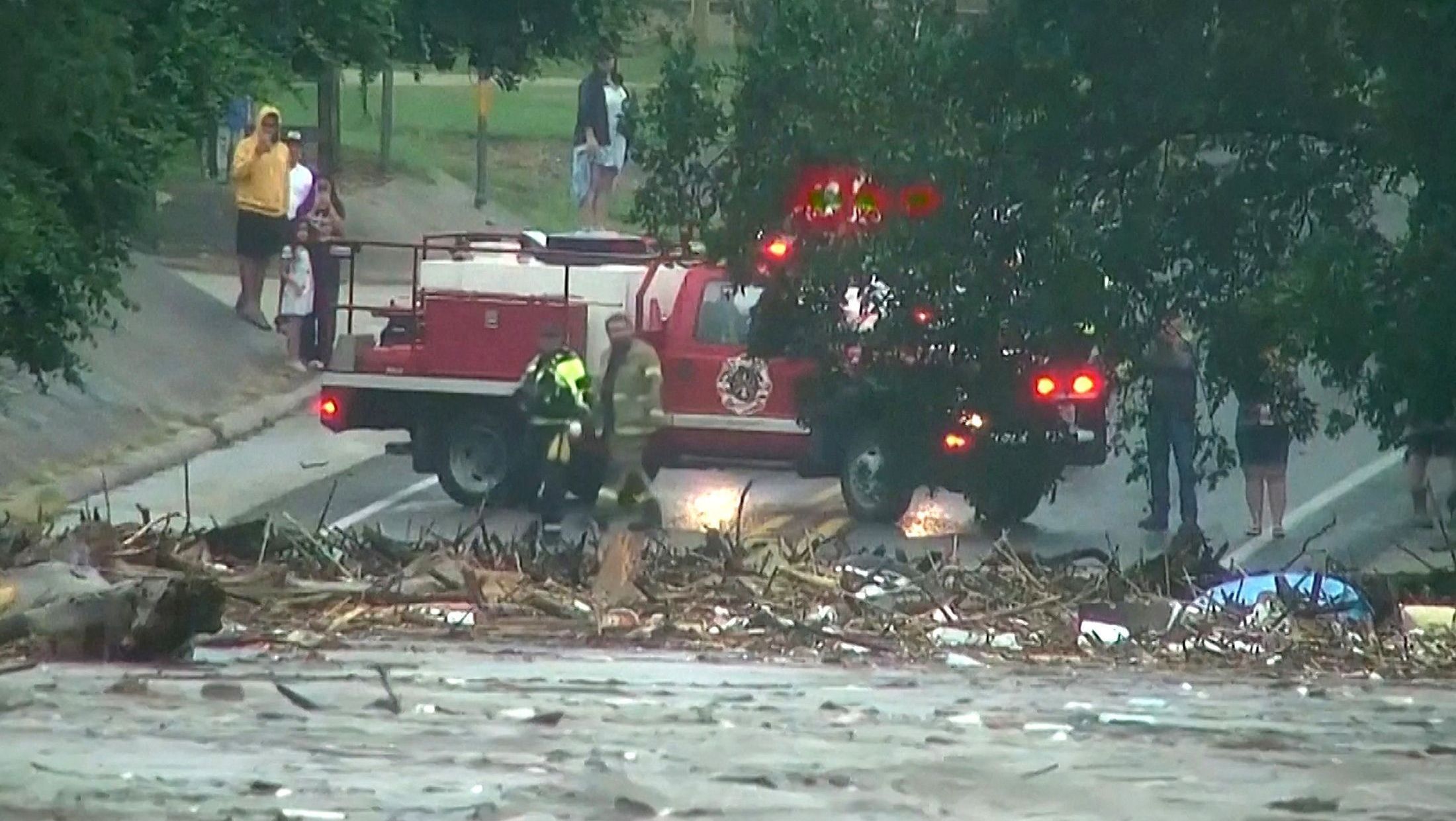 NFL e times do Texas destinam R$ 8 milhões para vítimas de enchentes