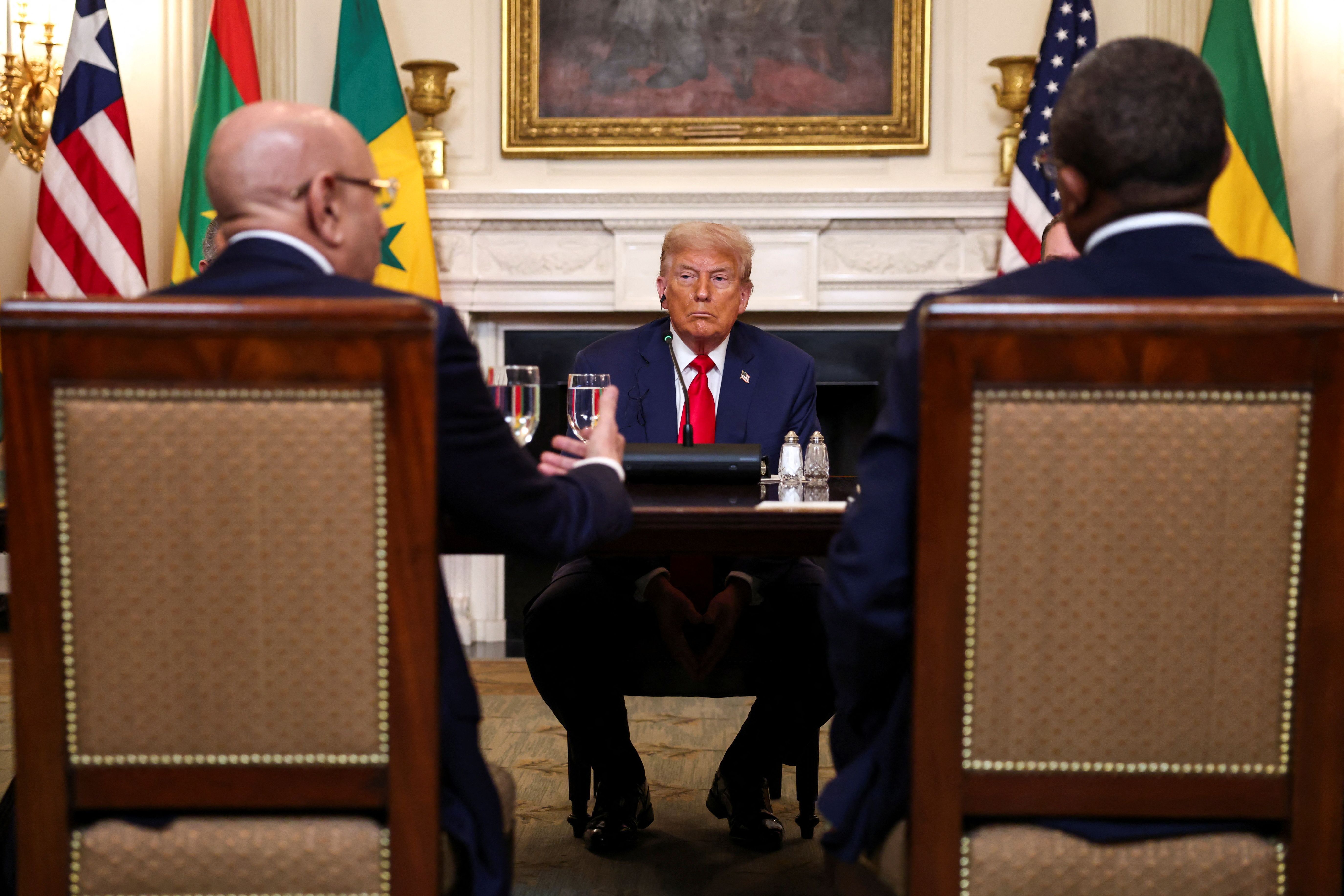 Donald Trump durante reunião na Casa Branca
