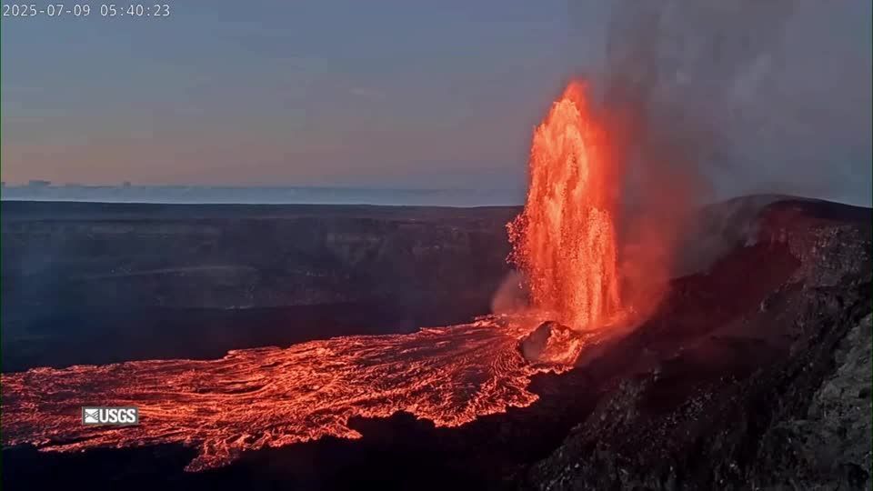 Hawaii's Kilauea volcano erupts, sends lava shooting into sky