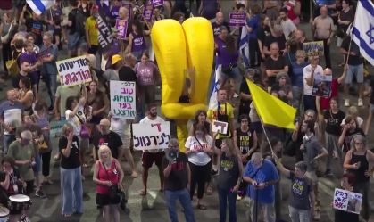 Israelenses protestam contra o governo e pedem libertação de reféns