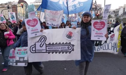 Médicos do principal hospital infantil da Argentina protestam por salários