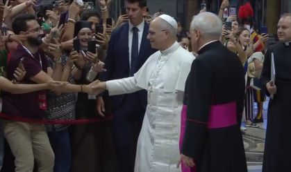 Papa Leão XIV participa de missa com missionários digitais