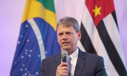 Tarcísio reúne empresários e incomoda bolsonaristas
