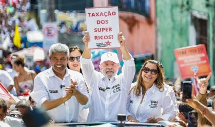 Lula investe em discurso de "ricos x pobres" e Planalto estuda mudar slogan