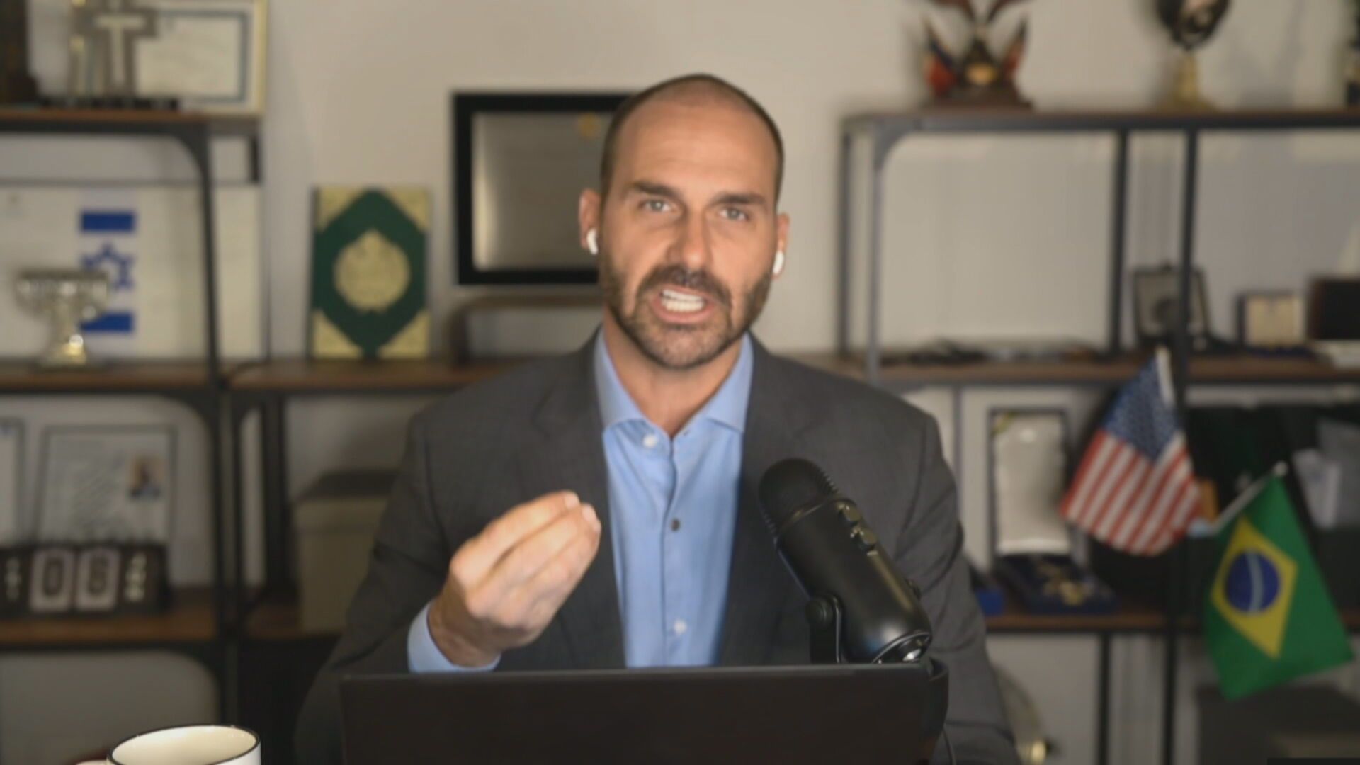 PF: Eduardo quis continuar ação nos EUA e diz que Bolsonaro é "empecilho" |  CNN Brasil