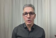 À CNN, Zema diz ter "muito em comum com Bolsonaro" e defende anistia