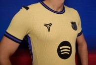 Barcelona divulga novo uniforme com marca de Kobe Bryant