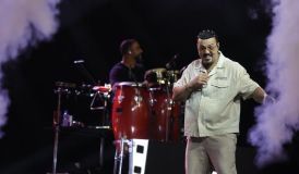 Belo estreia novo visual em show no Rio de Janeiro; veja fotos
