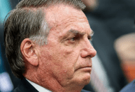 Defesa de Bolsonaro deve apresentar explicações até as 21h13 desta terça