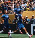 Cole Palmer comemora gol sobre o Chelsea