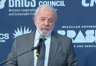 Lula defende desdolarização do comércio global: “É um caminho sem volta”