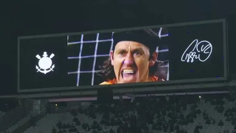 Cássio foi homenageado no telão da Neo Química Arena
