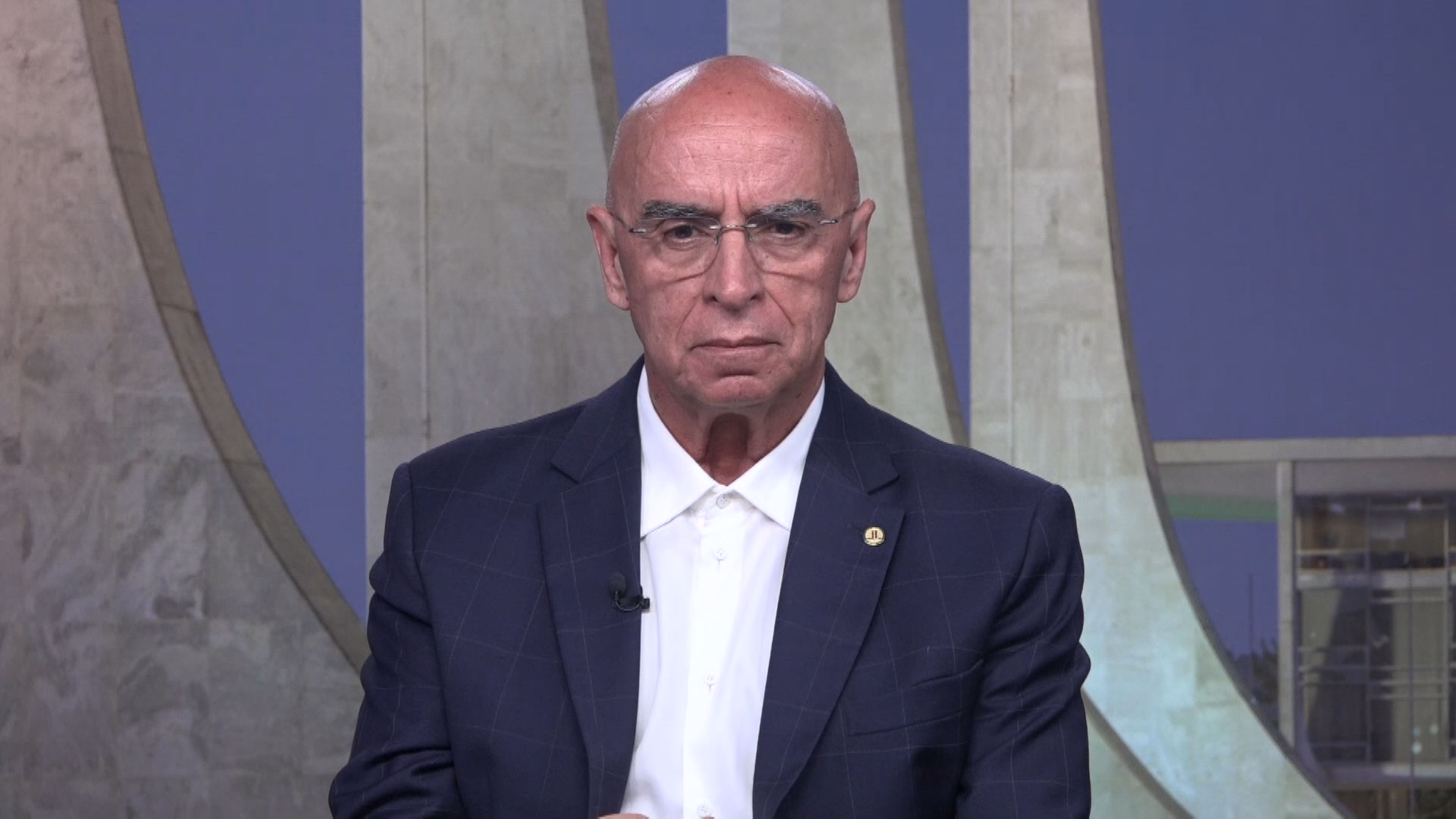 Taxar LCA e LCI prejudica geração de emprego e renda, diz deputado à CNN