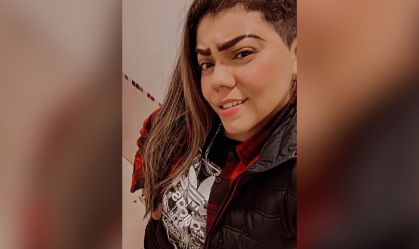 Morre ciclista atropelada por juiz que dirigia embriagado com mulher nua no colo