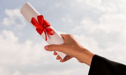 Após mudança do MEC, entenda como diploma digital pode ser solicitado