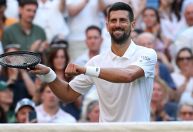 Djokovic sente peso da idade e desabafa em Wimbledon: "A realidade bateu"