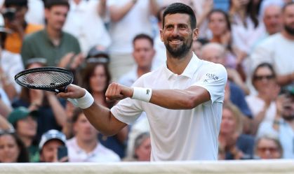 Djokovic sente peso da idade e desabafa em Wimbledon: "A realidade bateu"