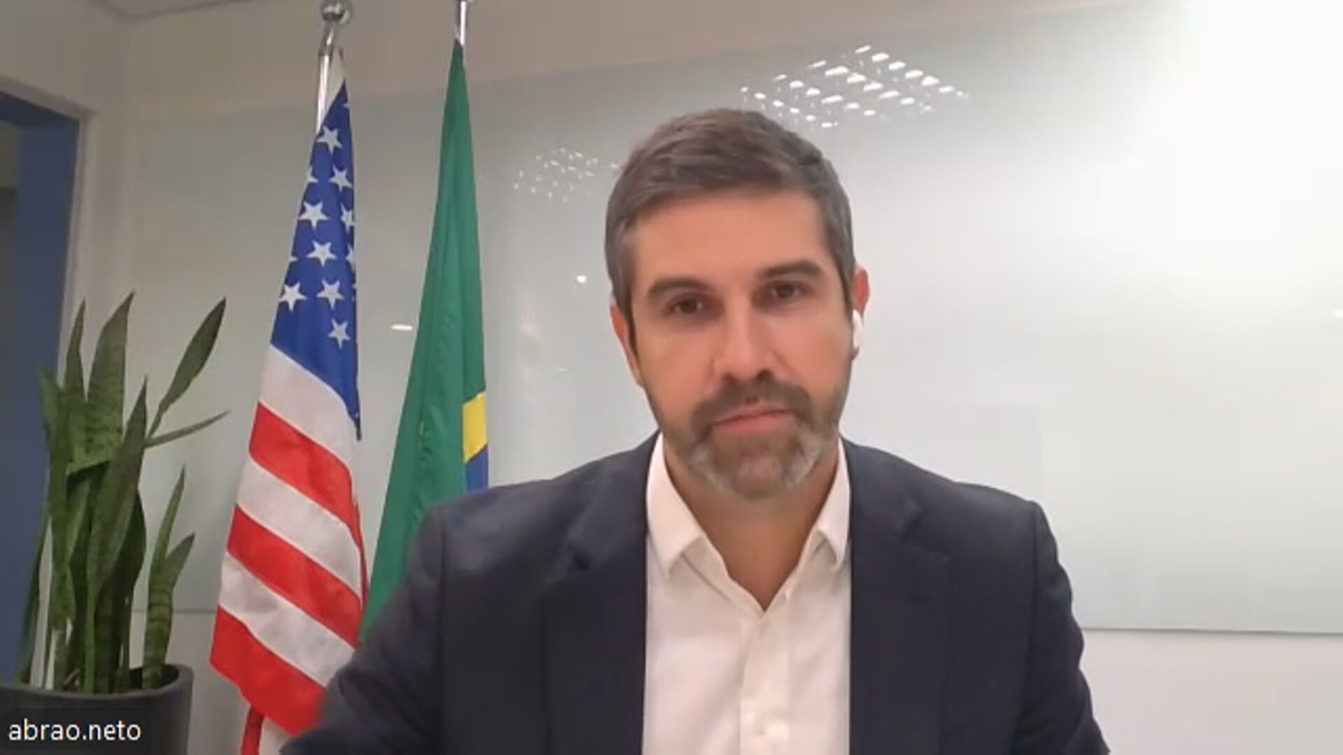 EDC_360_140725_SON_AMCHAM_RETALIACOES_frame_568