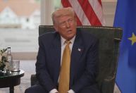 Trump diz que Irã seria "estúpido" se voltar a enriquecer urânio