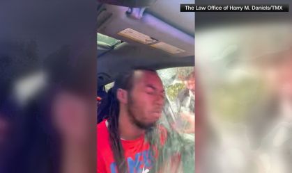 EUA: Homem negro é agredido durante abordagem policial