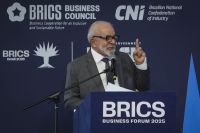 Em Fórum do Brics, Lula defende "governança multilateral" para gerir IA