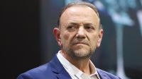 Ato hostil e autoritário, diz Edinho Silva sobre cancelamento de vistos