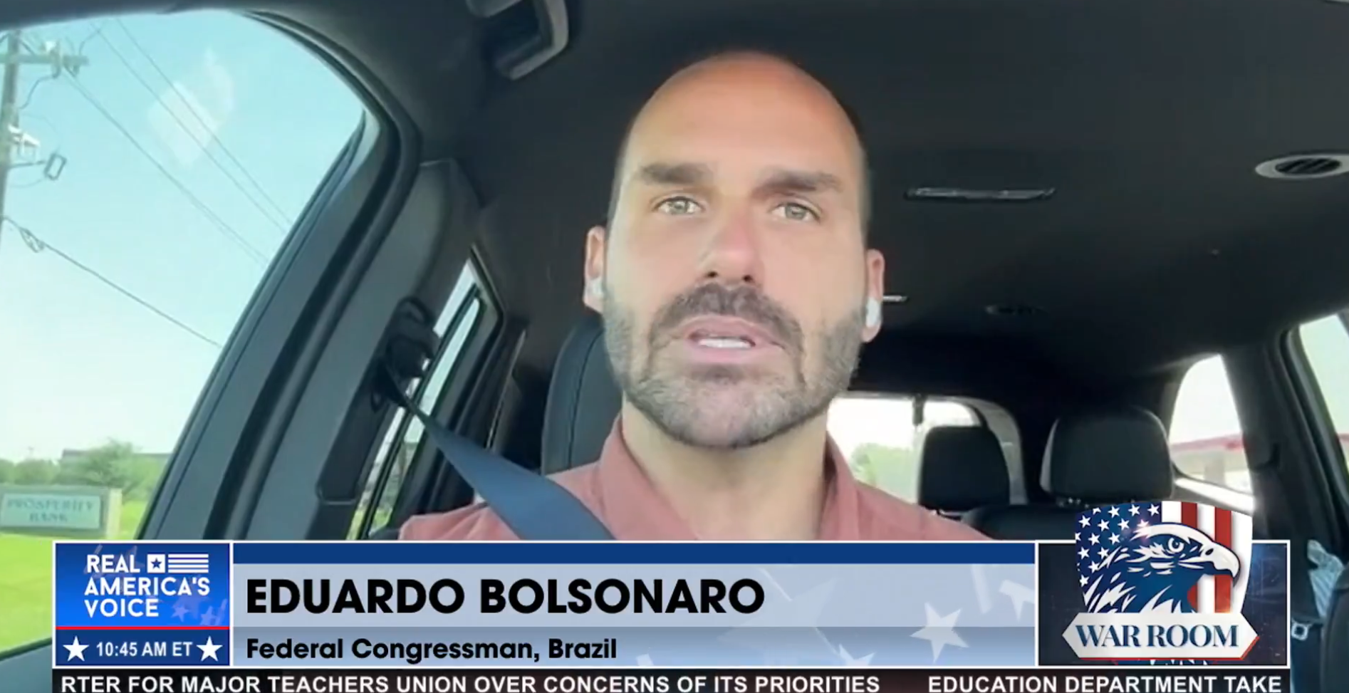 Eduardo Bolsonaro em entrevista à Real America's Voice