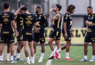 Recém-contratado pelo Santos sofre lesão e desfalca contra o Sport