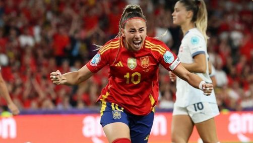 Espanha vence dona da casa na Euro