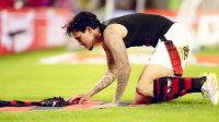 Pedro "ignora" Filipe Luís em comemoração de gol pelo Flamengo