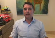 Flávio Bolsonaro à CNN: Me arrependi da postagem sobre tarifas de Trump