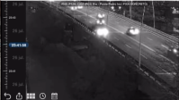 Motociclista é arremessado de ponte após colisão com carro em Florianópolis