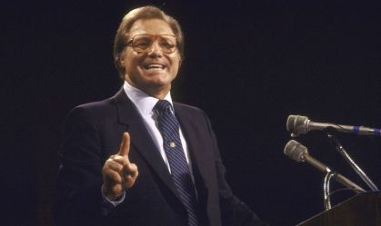 Jimmy Swaggart, televangelista americano, morre aos 90 anos