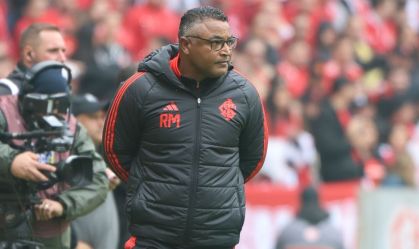 “Evolução nítida”, diz Roger Machado após vitória do Inter sobre o Ceará