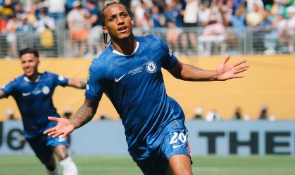 Chelsea x PSG: João Pedro é agredido, e final do Mundial acaba em confusão