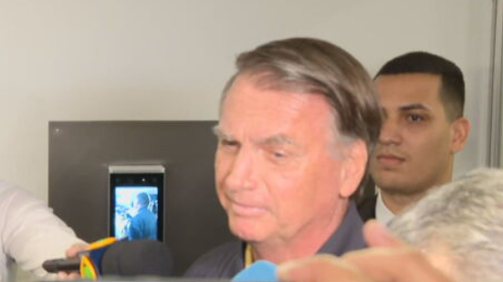 Jair Bolsonaro em coletiva