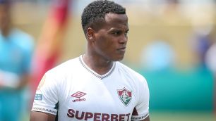 Fluminense encaminha venda de Jhon Arias para o futebol inglês