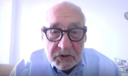 À CNN, Nobel de Economia critica Trump por usar tarifas como “arma”