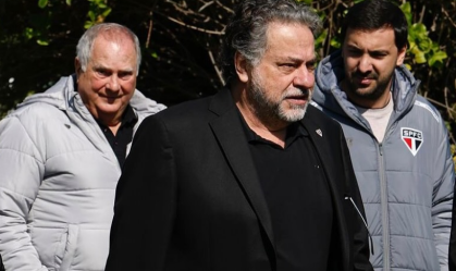 Presidente do São Paulo "comemora" déficit milionário e é detonado nas redes