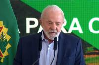Não me conformo com taxa de juros a 15%, diz Lula